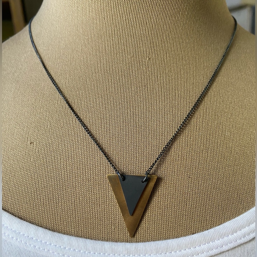 Triangle Pendant Necklace NWOT